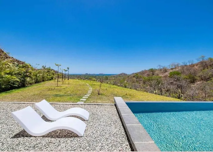 Luxury Villa *